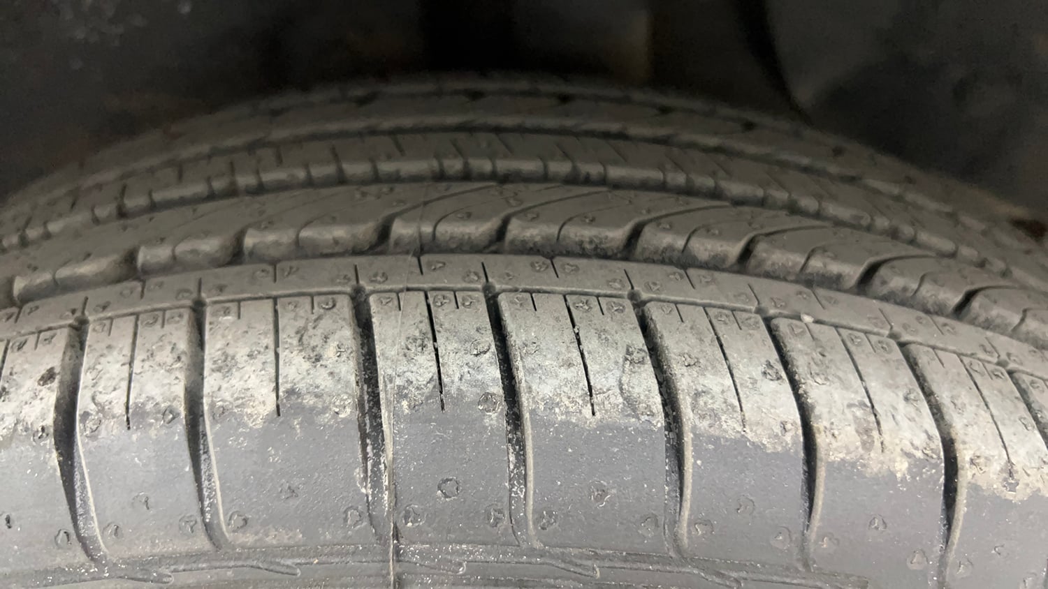 Used 2016 Hyundai Creta 1.6 SX Plus Petrol Petrol Manual tyres LEFT REAR TYRE TREAD VIEW