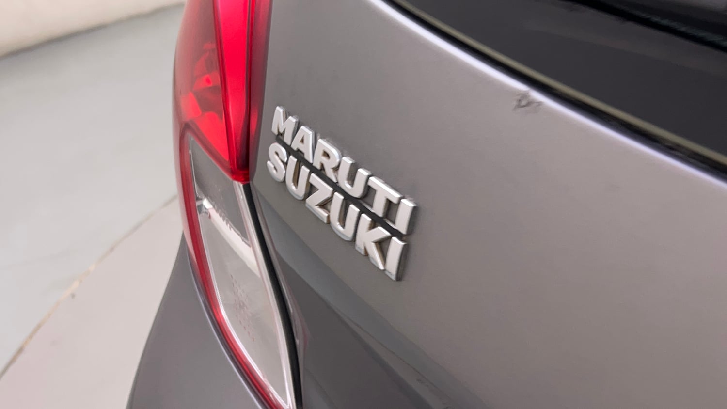 Used 2017 Maruti Suzuki Celerio ZXI (O) AMT Petrol Automatic dents MINOR DENT