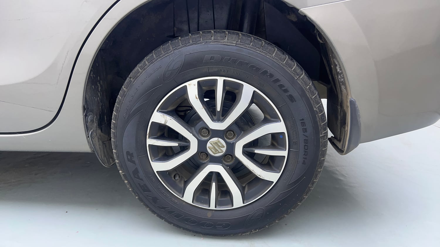 Used 2020 Maruti Suzuki Dzire VXi AGS Petrol Automatic tyres LEFT REAR TYRE RIM VIEW