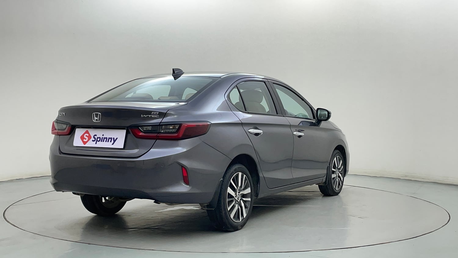 Used 2020 Honda City ZX CVT Petrol Petrol Automatic exterior RIGHT REAR CORNER VIEW