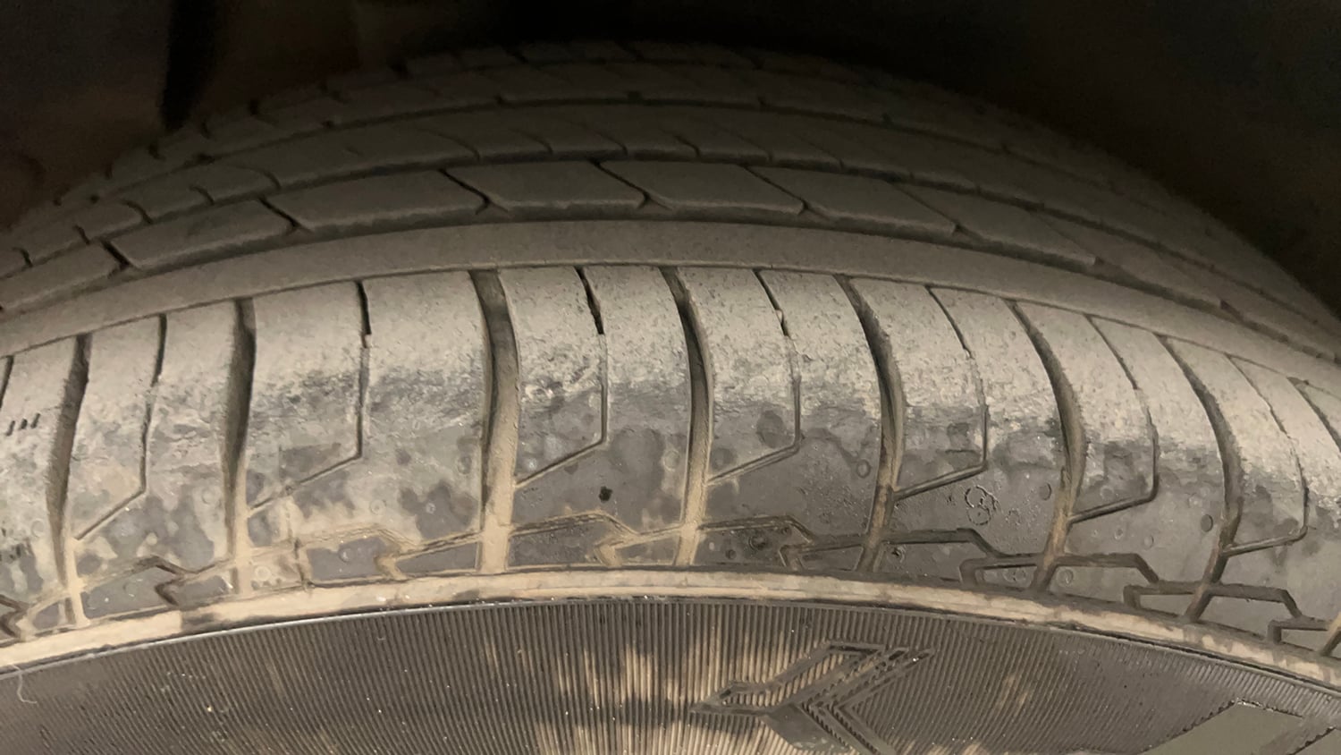Used 2017 Hyundai Creta 1.6 SX Plus AT Petrol Petrol Automatic tyres RIGHT REAR TYRE TREAD VIEW