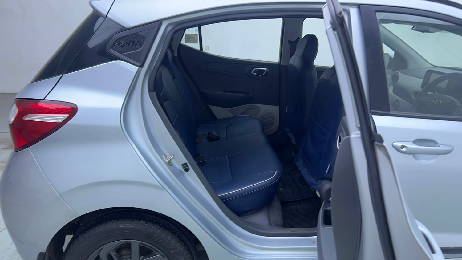 Used 2021 Hyundai Grand i10 Nios Sportz 1.2 Kappa VTVT CNG Cng Manual interior RIGHT SIDE REAR DOOR CABIN VIEW