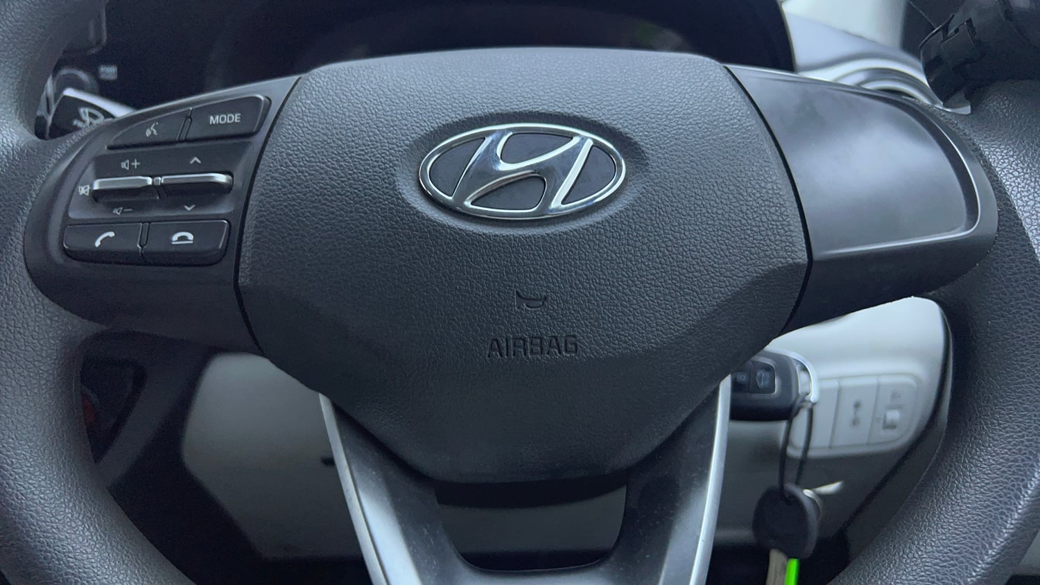 Used 2021 Hyundai Grand i10 Nios Sportz 1.2 Kappa VTVT CNG Cng Manual top_features Airbags