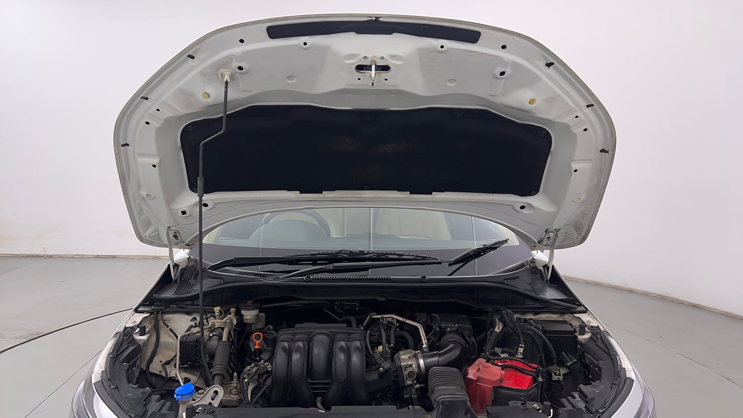 Used 2023 Honda City ZX Petrol CVT Petrol Automatic engine ENGINE & BONNET OPEN FRONT VIEW