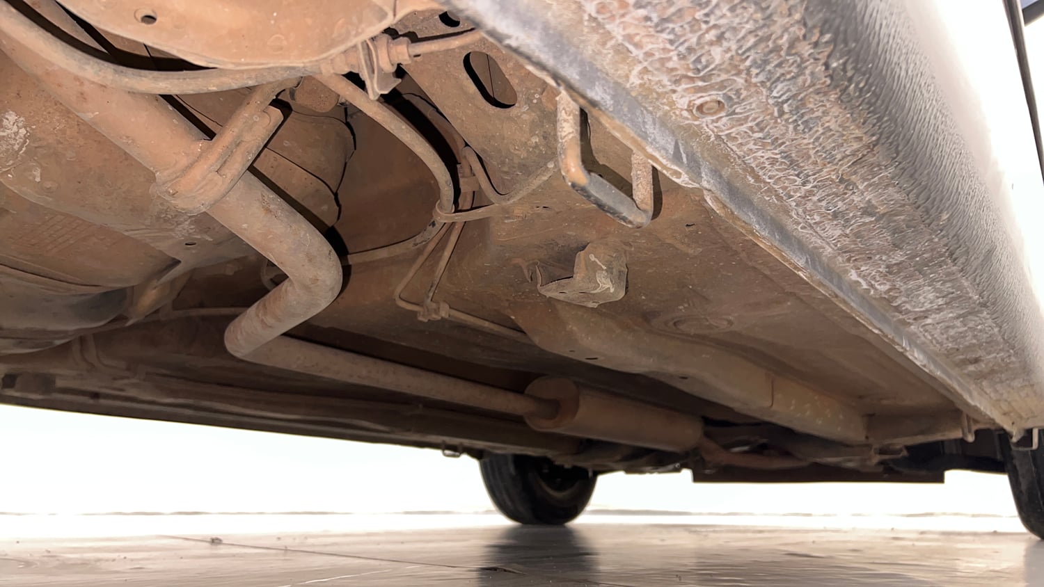 Used 2017 Maruti Suzuki Celerio ZXI (O) AMT Petrol Automatic extra REAR RIGHT UNDERBODY VIEW
