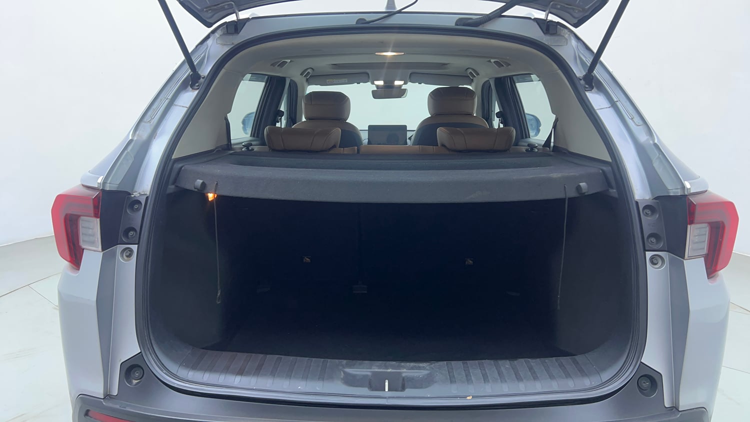 Used 2024 Honda Elevate ZX MT Petrol Manual interior DICKY INSIDE VIEW