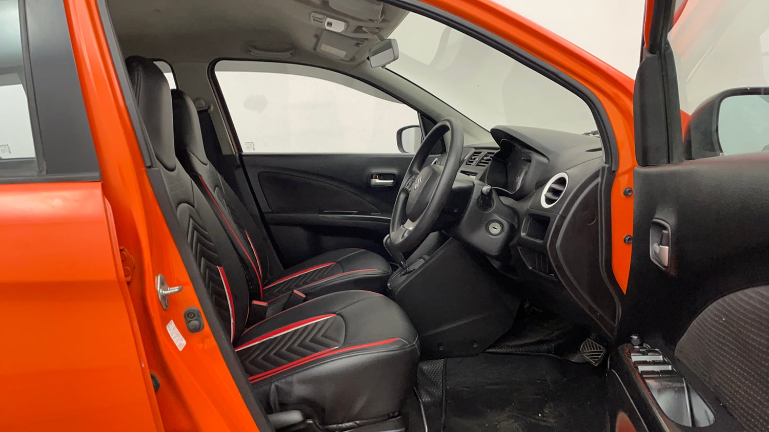 Used 2018 Maruti Suzuki Celerio X Zxi (O) AMT Petrol Automatic interior RIGHT SIDE FRONT DOOR CABIN VIEW