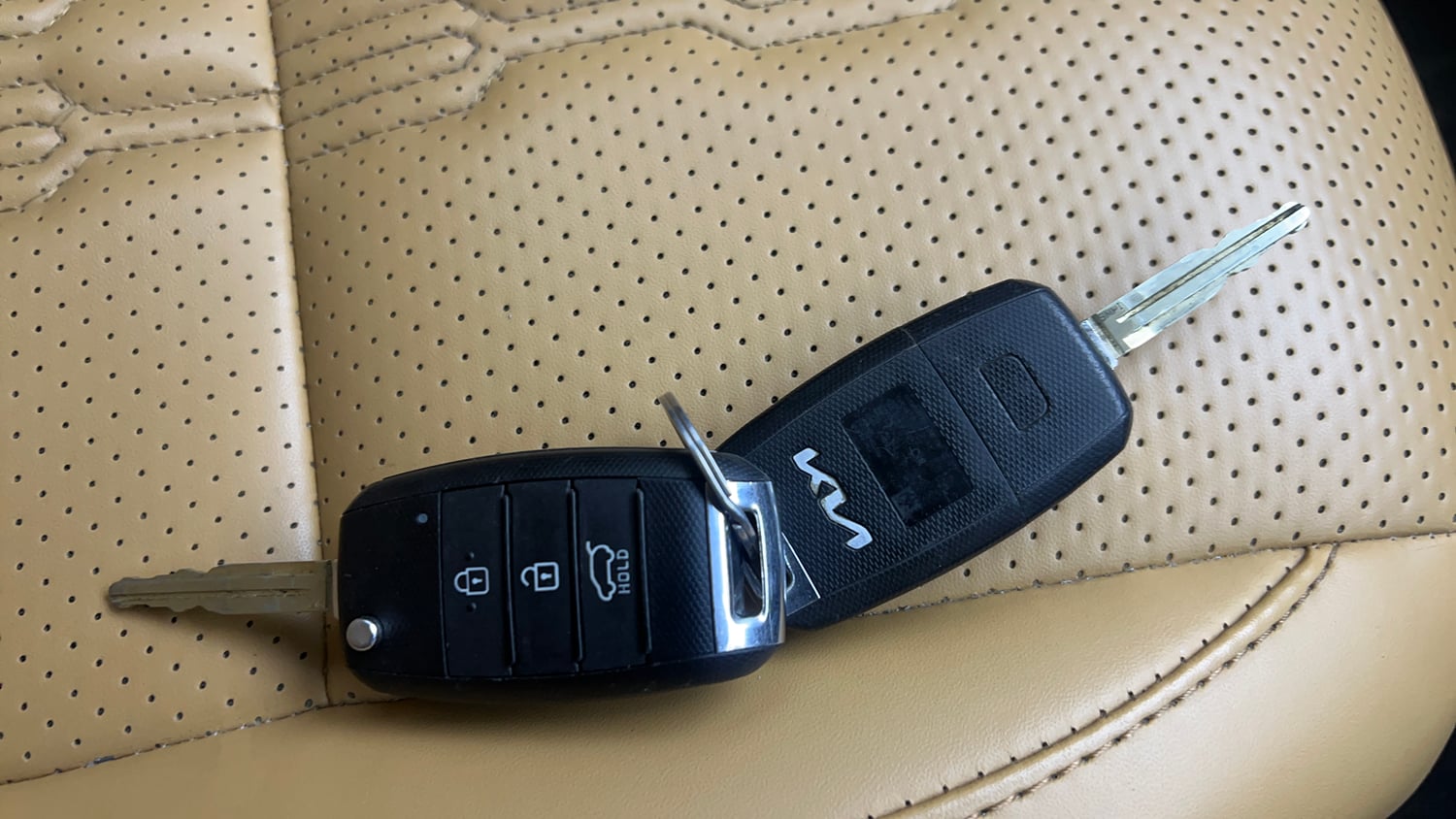Used 2023 Kia Seltos HTK 1.5 Petrol Manual extra CAR KEY VIEW