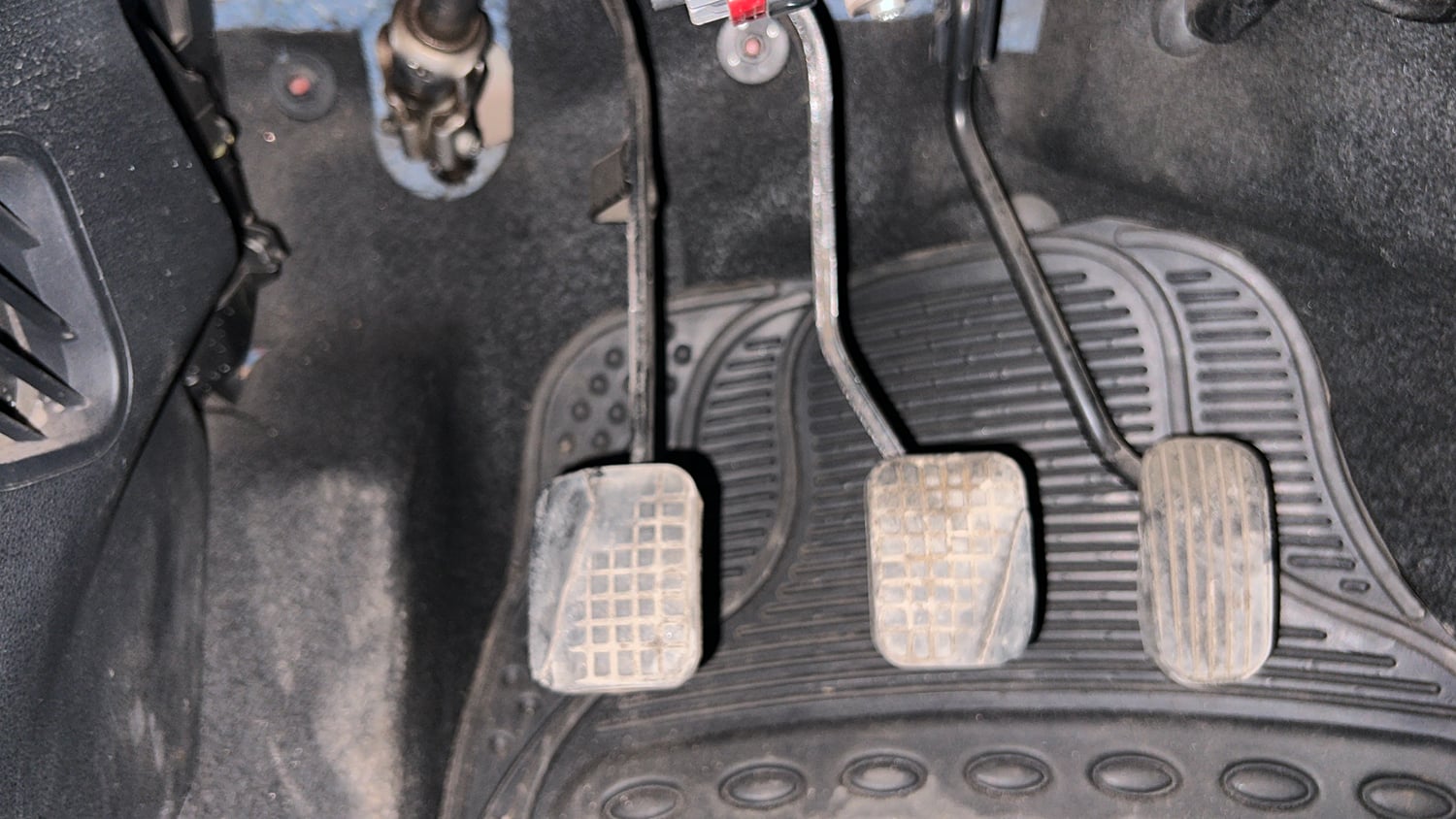Used 2016 Tata Tiago Revotron XZ w/o Alloy Petrol Manual interior PEDALS VIEW