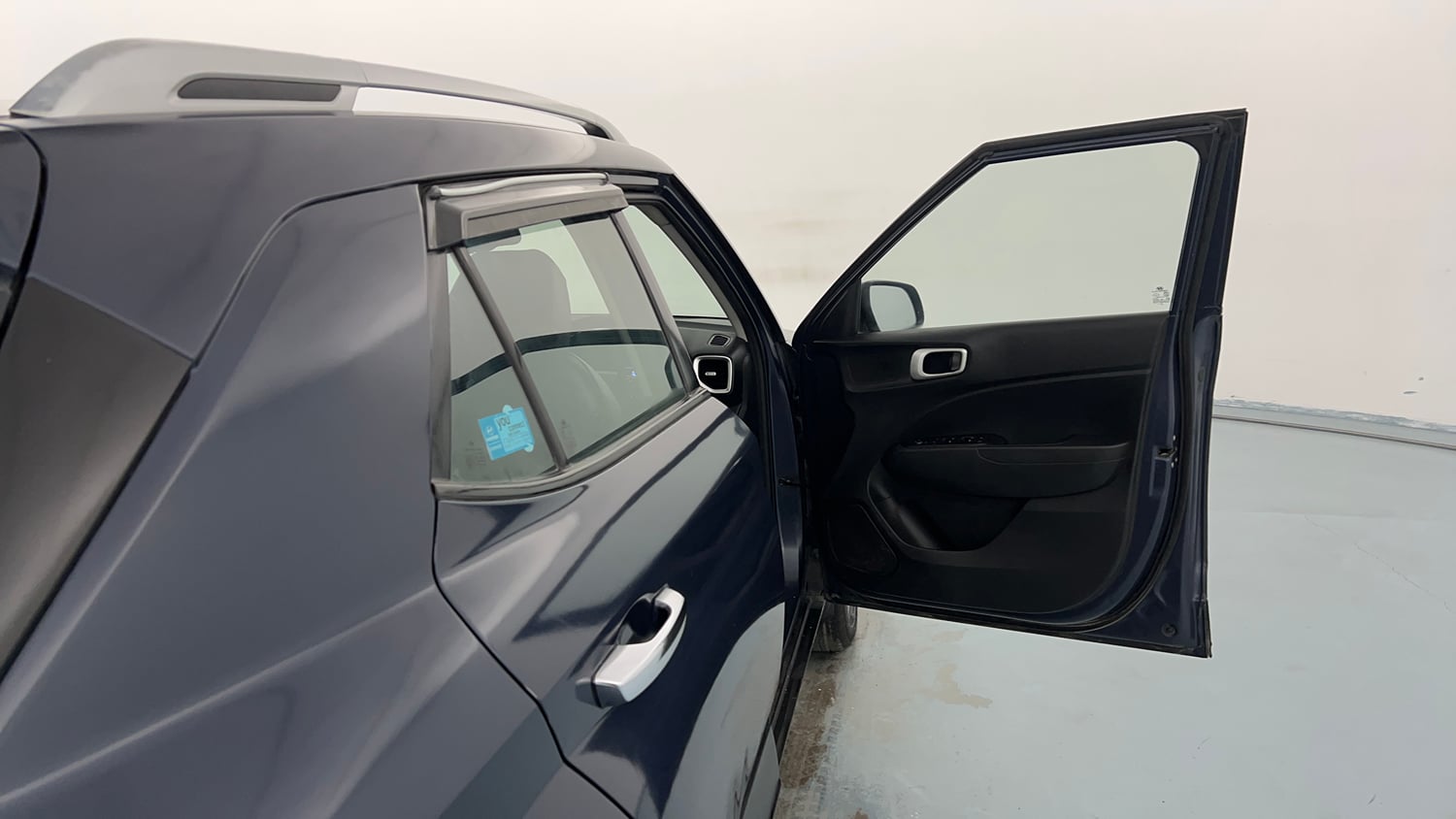 Used 2019 Hyundai Venue SX Plus 1.0L Turbo DCT Sport Petrol Automatic interior RIGHT FRONT DOOR OPEN VIEW