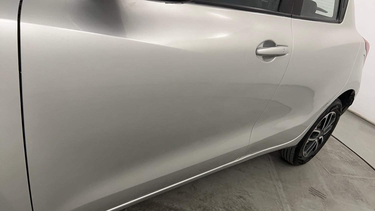 Used 2019 Maruti Suzuki Swift ZXi Plus Petrol Manual dents MINOR DENT