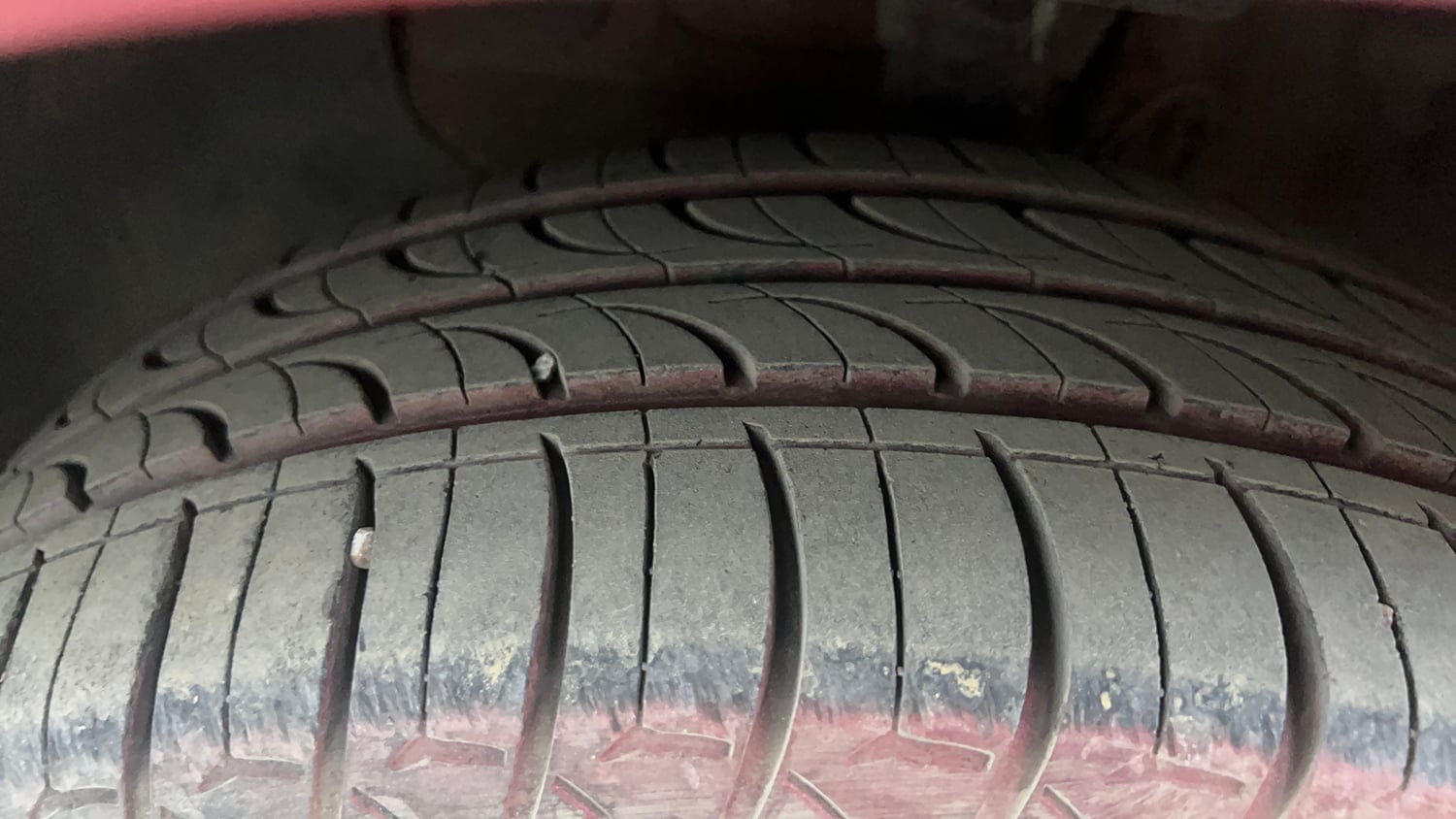 Used 2017 Hyundai Elite i20 Asta 1.2 Petrol Manual tyres LEFT FRONT TYRE TREAD VIEW