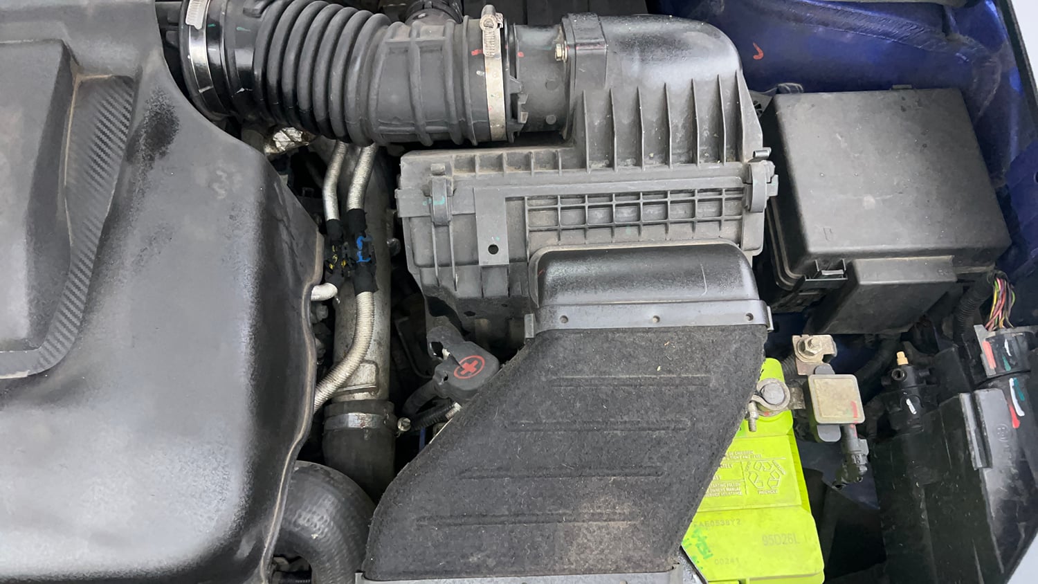 Used 2022 Mahindra XUV700 AX 5 Petrol MT 7 STR Petrol Manual engine ENGINE LEFT SIDE VIEW