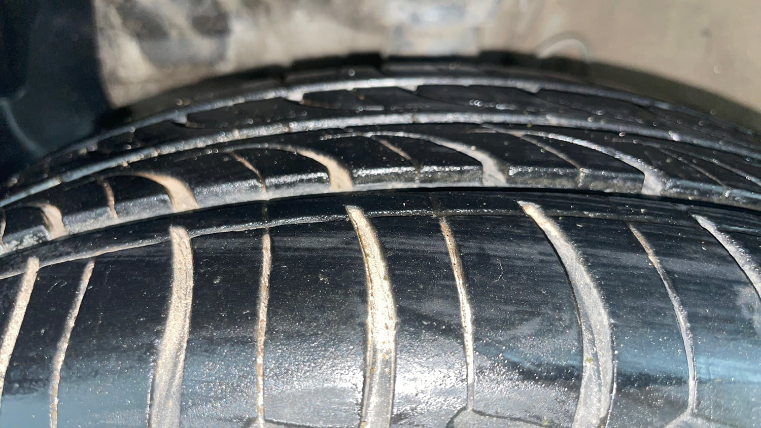 Used 2018 Hyundai Elite i20 Asta 1.2 Petrol Manual tyres LEFT FRONT TYRE TREAD VIEW