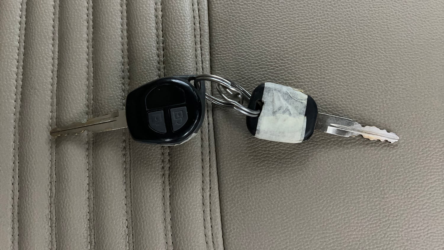 Used 2015 Maruti Suzuki Swift Dzire VXI Petrol Manual extra CAR KEY VIEW