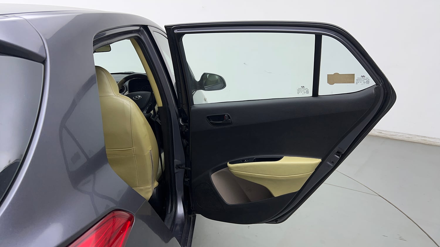 Used 2017 Hyundai Grand i10 Magna 1.2 Kappa VTVT Petrol Manual interior RIGHT REAR DOOR OPEN VIEW