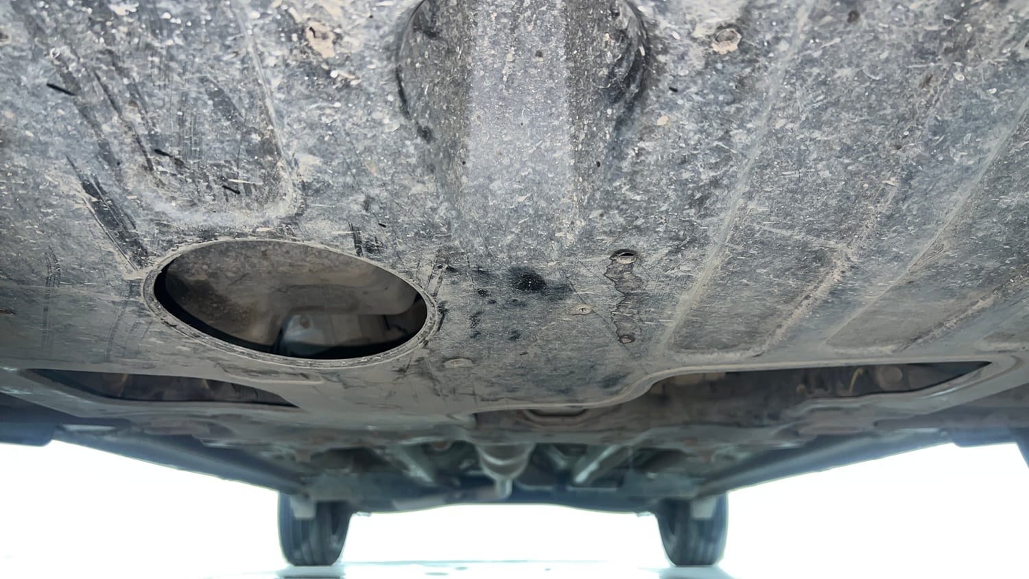 Used 2023 Kia Seltos HTK 1.5 Petrol Manual extra FRONT LEFT UNDERBODY VIEW