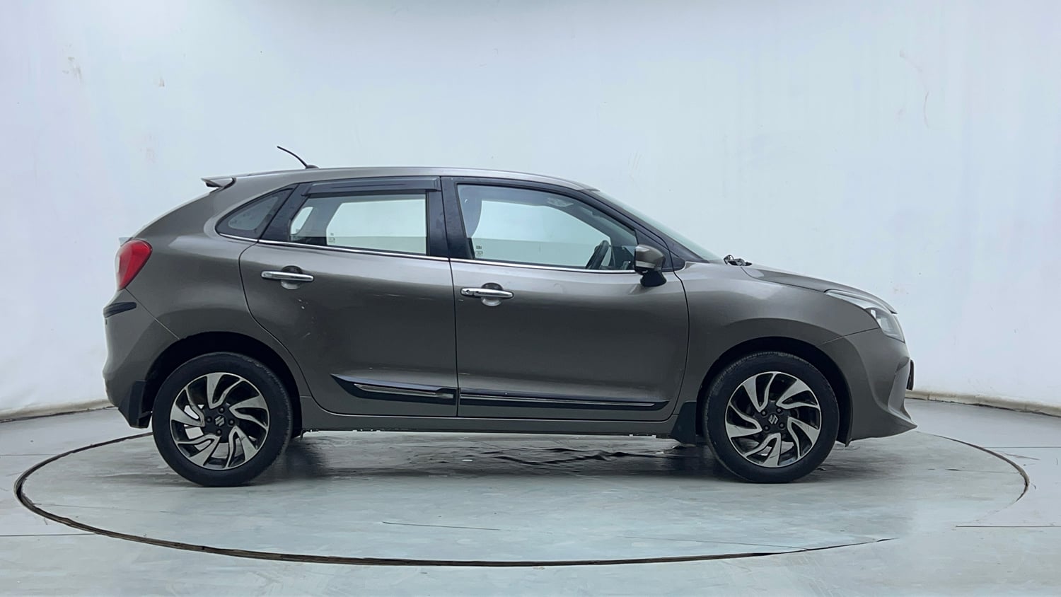 Used 2020 Maruti Suzuki Baleno Zeta Automatic Petrol Automatic exterior RIGHT SIDE VIEW