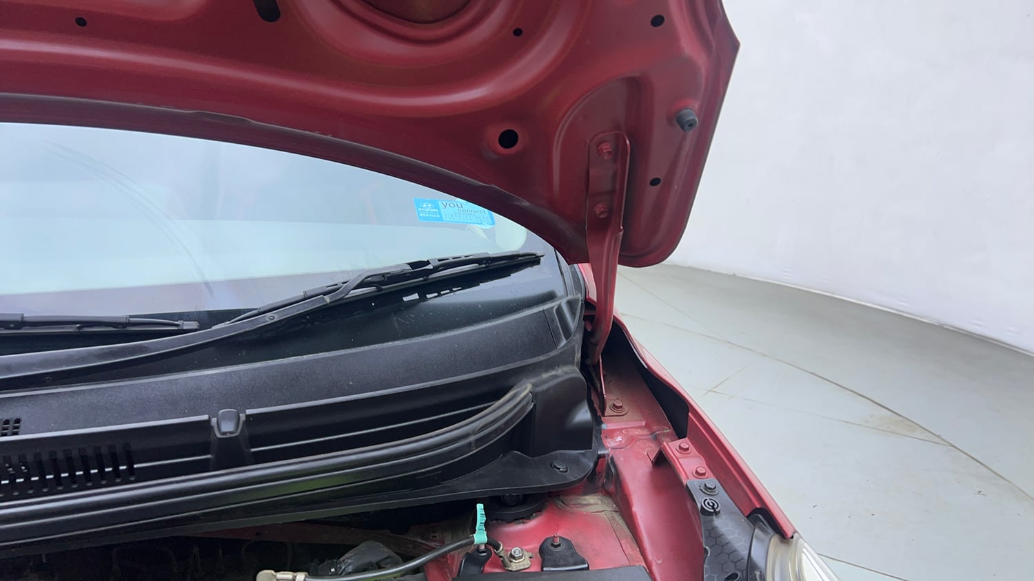 Used 2021 Hyundai Aura SX Plus 1.2 AMT Petrol Petrol Automatic engine ENGINE LEFT SIDE HINGE & APRON VIEW