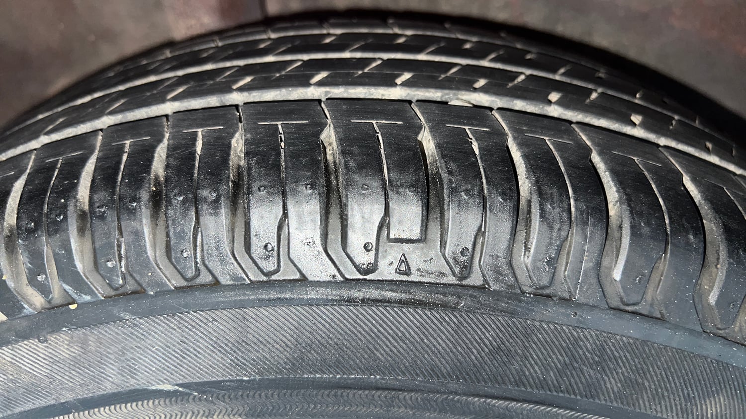 Used 2015 Honda Jazz V Petrol Petrol Manual tyres RIGHT REAR TYRE TREAD VIEW