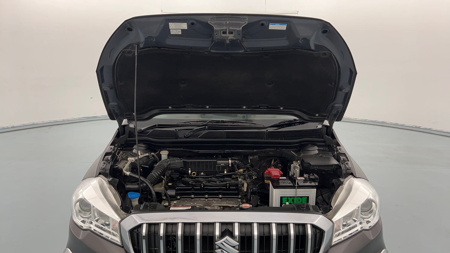 Used 2022 Maruti Suzuki S-Cross Zeta Petrol Manual engine ENGINE & BONNET OPEN FRONT VIEW