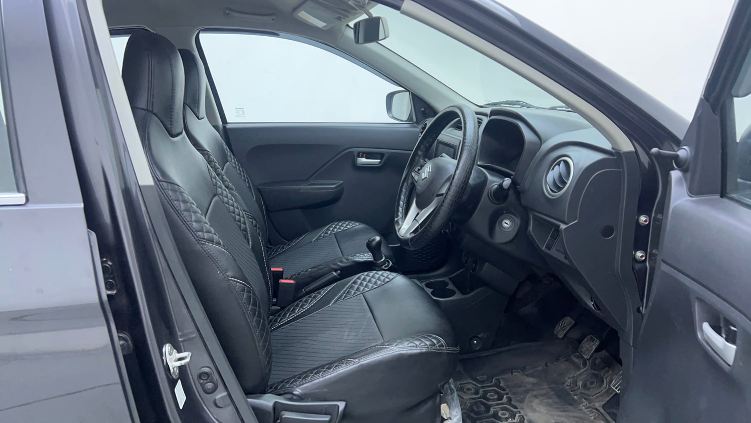 Used 2024 Maruti Suzuki Alto K10 VXi Plus Petrol Manual interior RIGHT SIDE FRONT DOOR CABIN VIEW