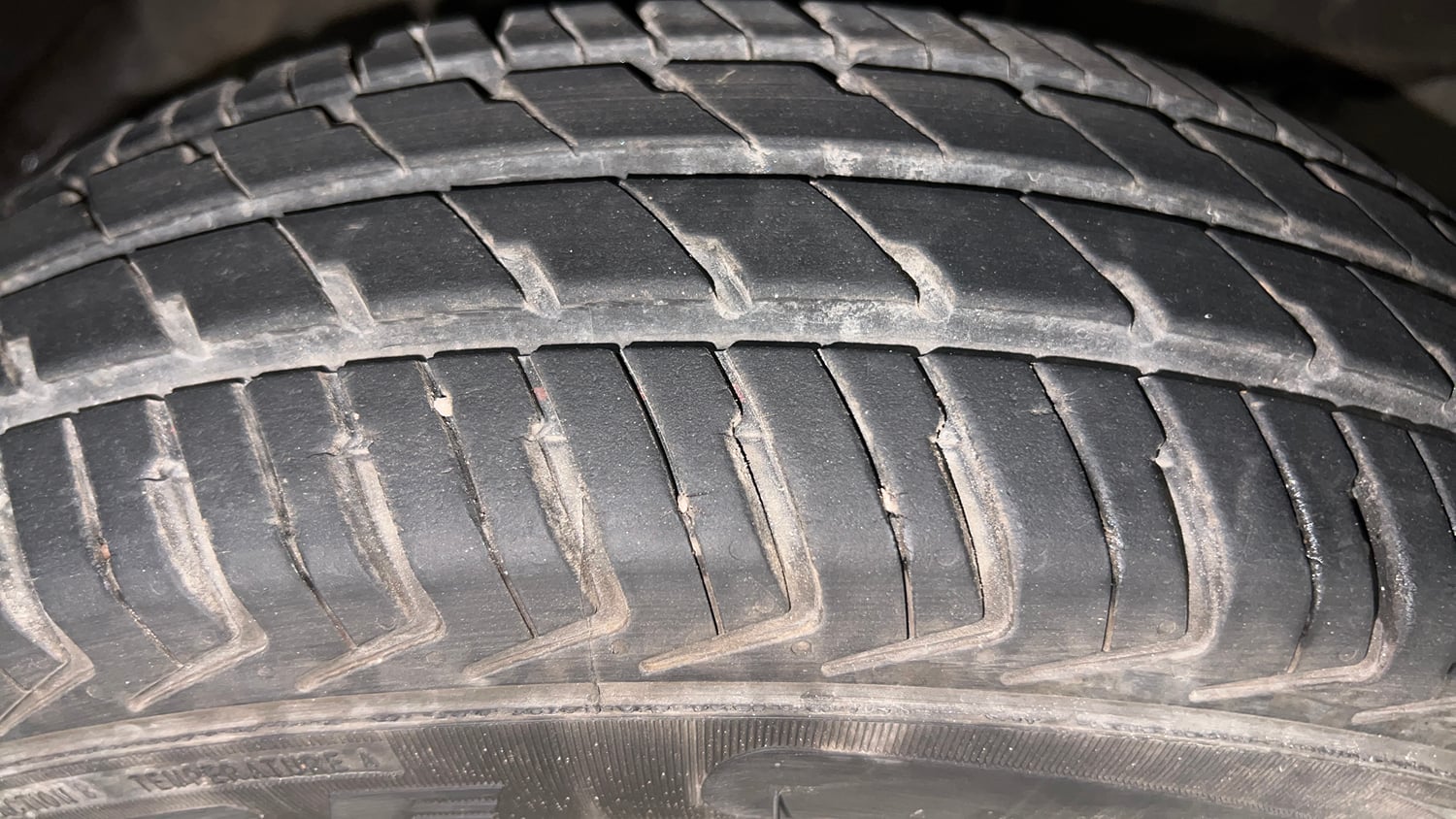 Used 2022 Maruti Suzuki Alto K10 VXi Petrol Manual tyres RIGHT FRONT TYRE TREAD VIEW