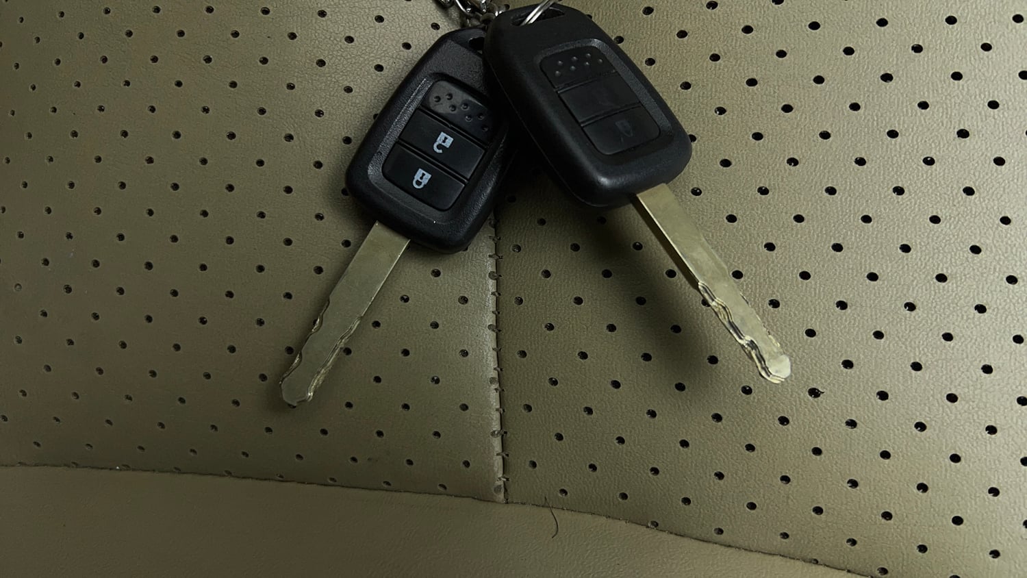 Used 2016 Honda City SV CVT Petrol Automatic extra CAR KEY VIEW