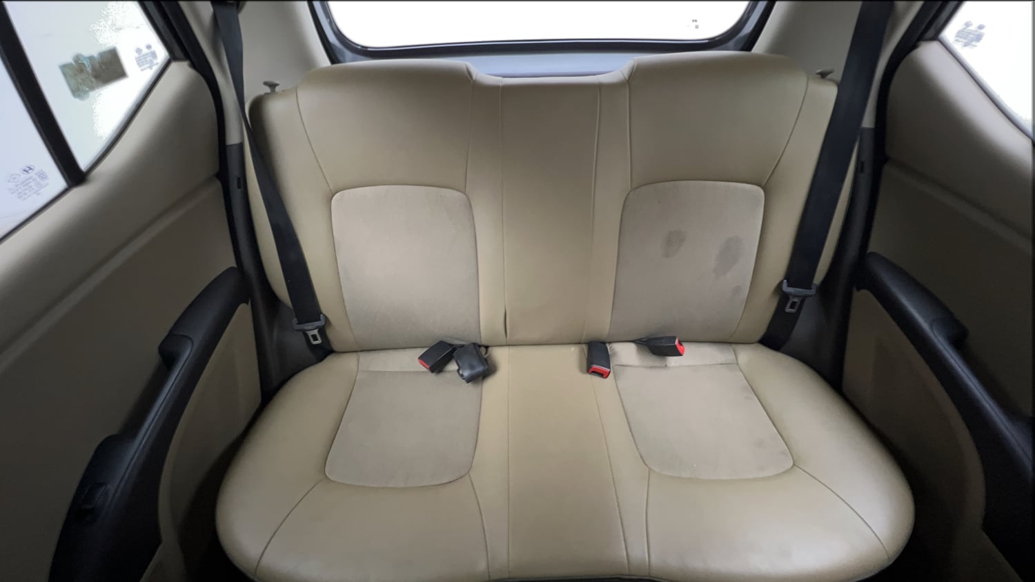 Used 2013 Hyundai i10 Magna 1.2 Kappa2 Petrol Manual interior REAR SEAT CONDITION VIEW