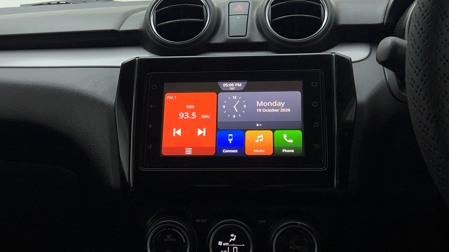 Used 2023 Maruti Suzuki Swift ZXi CNG Cng Manual top_features Integrated (in-dash) music system