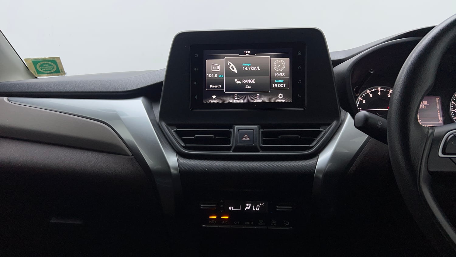 Used 2023 Maruti Suzuki Fronx Delta 1.2L MT Petrol Manual top_features Integrated (in-dash) music system