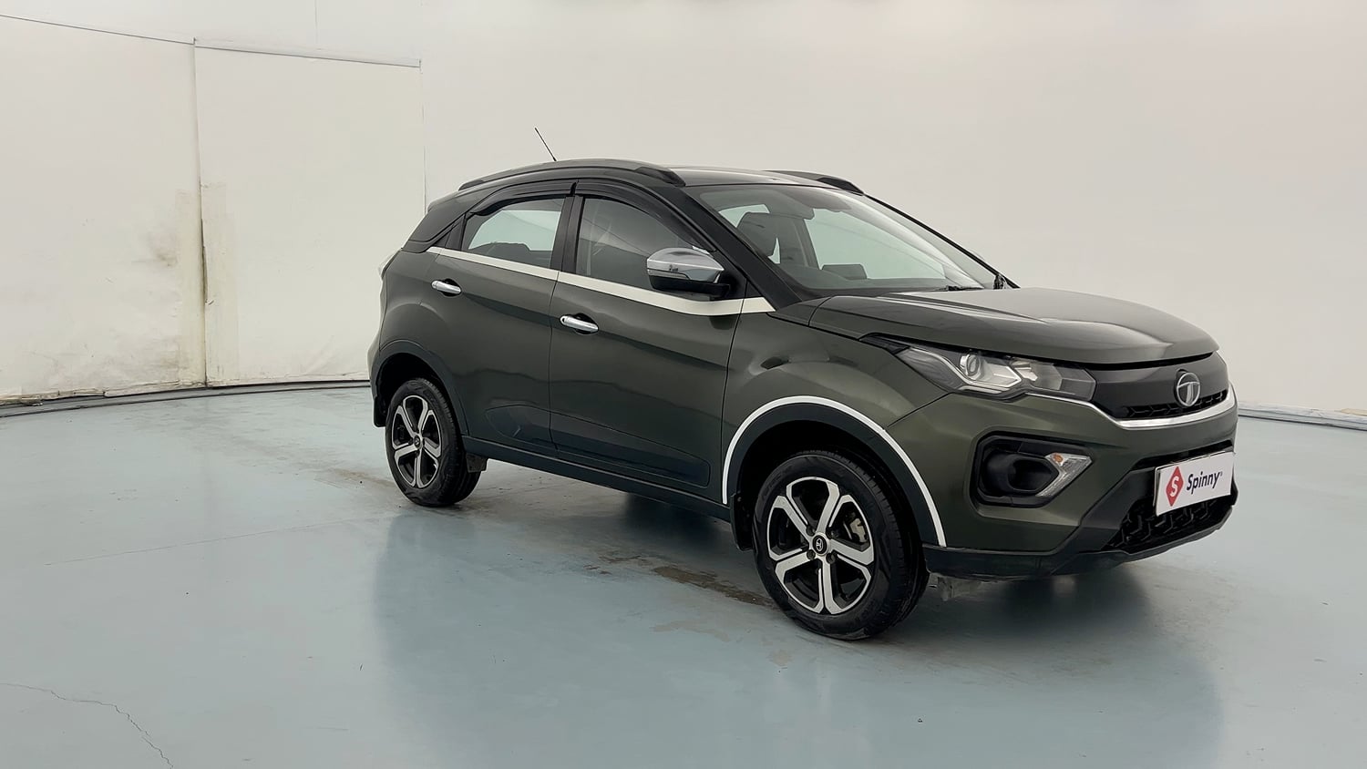 Used 2021 Tata Nexon XMA (S) Diesel Diesel Automatic exterior RIGHT FRONT CORNER VIEW