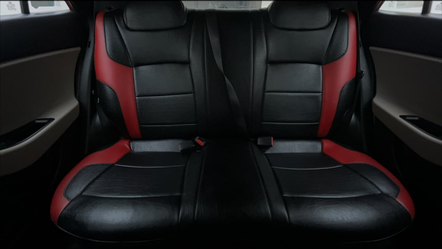 Used 2020 Hyundai Elite i20 Sportz Plus 1.2 Petrol Manual interior REAR SEAT CONDITION VIEW