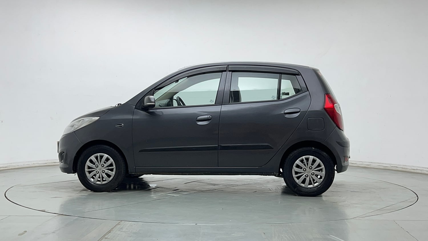 Used 2013 Hyundai i10 Magna 1.2 Kappa2 Petrol Manual exterior LEFT SIDE VIEW
