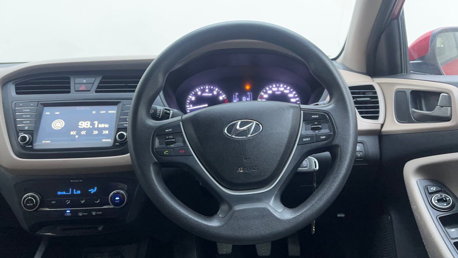 Used 2017 Hyundai Elite i20 Asta 1.2 Petrol Manual interior STEERING VIEW