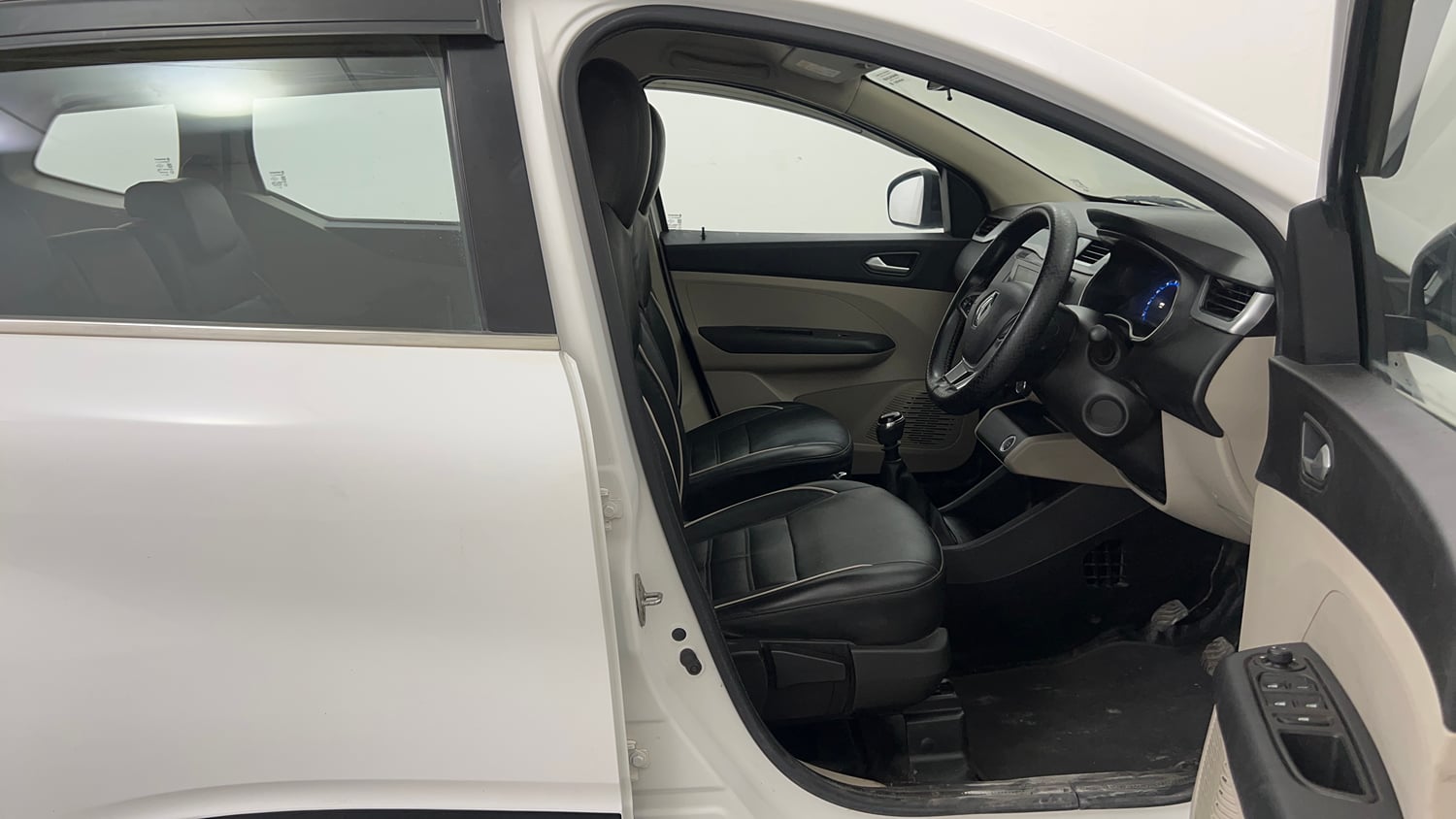 Used 2023 Renault Triber RXZ Petrol Manual interior RIGHT SIDE FRONT DOOR CABIN VIEW