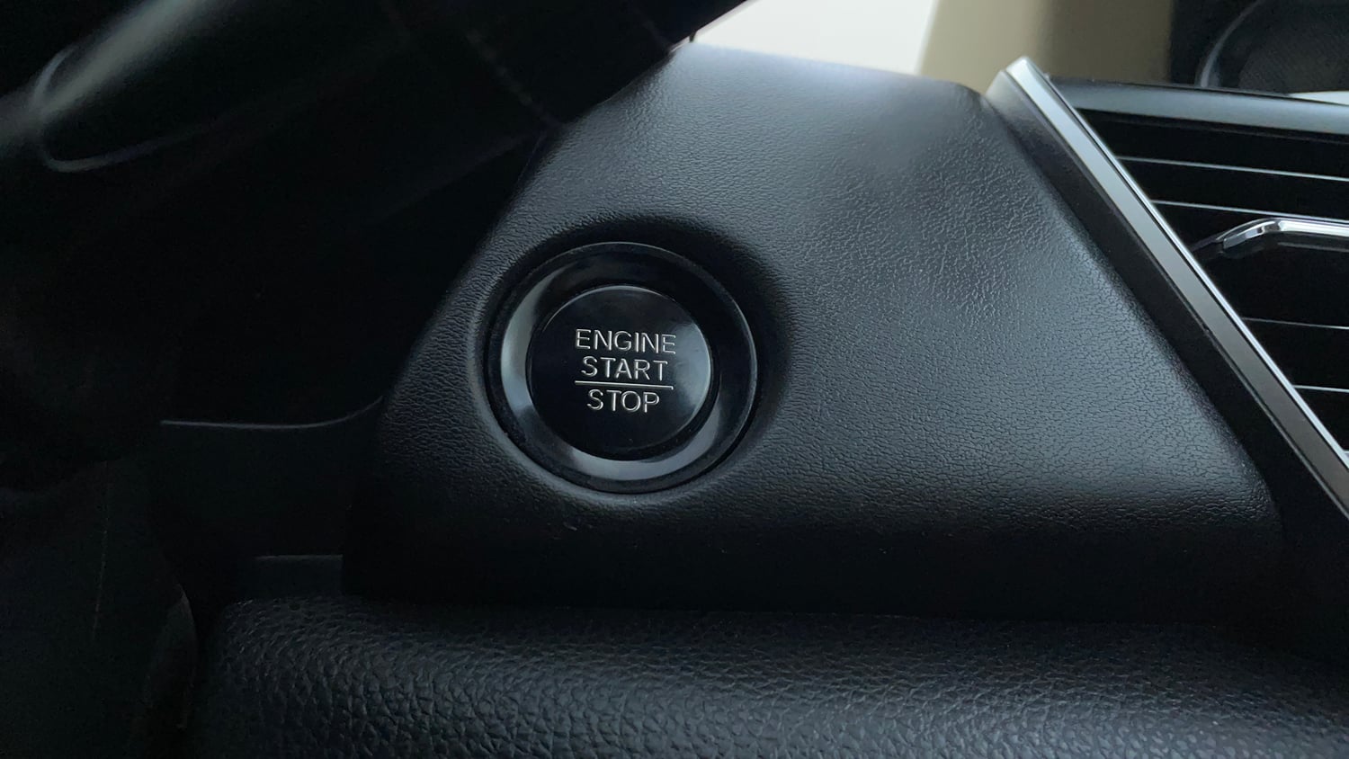 Used 2020 Honda City ZX CVT Petrol Petrol Automatic top_features Keyless start