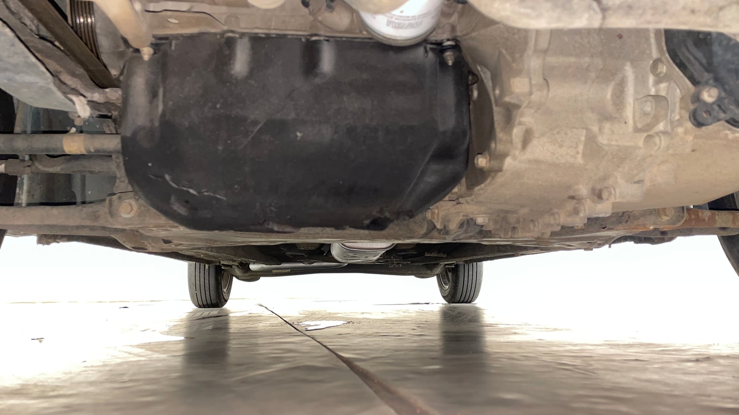 Used 2019 Ford Figo Titanium 1.5 Ti-VCT AT Petrol Automatic extra FRONT LEFT UNDERBODY VIEW