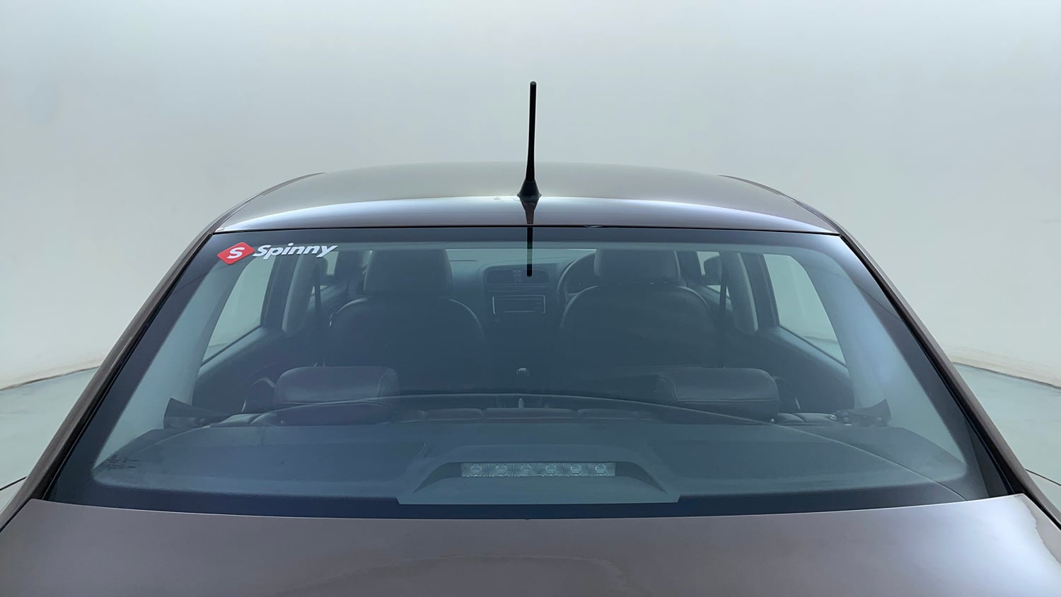 Used 2019 Volkswagen Ameo Comfortline 1.0L (P) Petrol Manual exterior BACK WINDSHIELD VIEW