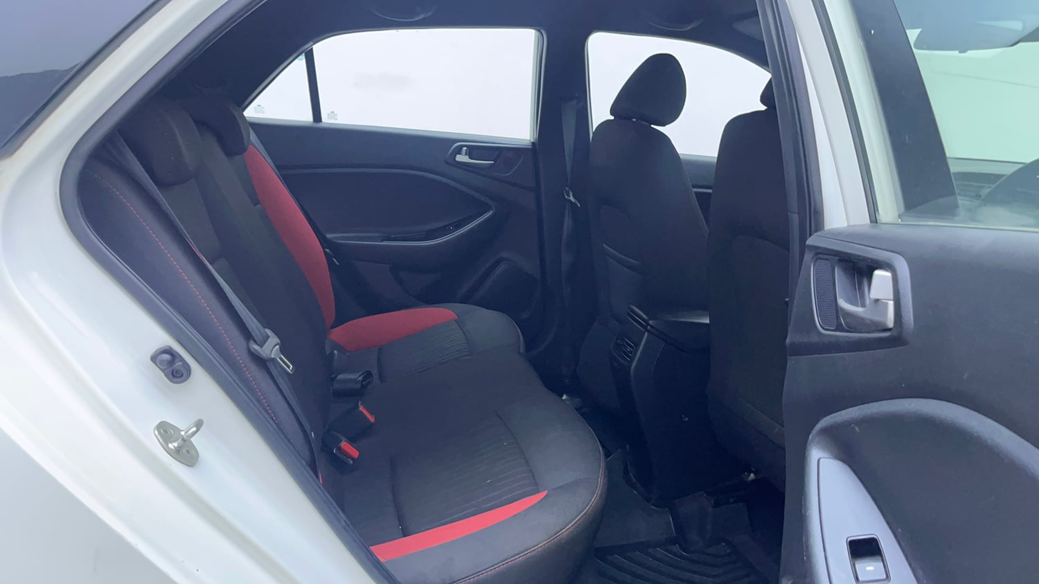 Used 2018 Hyundai Elite i20 Asta 1.2 Dual Tone Petrol Manual interior RIGHT SIDE REAR DOOR CABIN VIEW