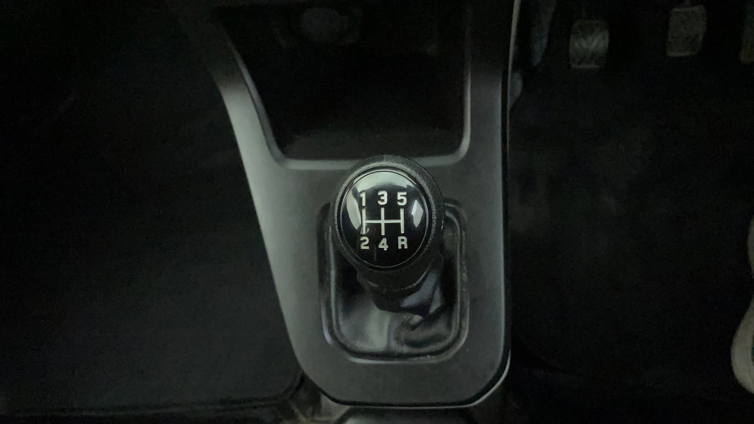Used 2025 Maruti Suzuki Wagon R VXI 1.0 CNG Cng Manual interior GEAR  KNOB VIEW