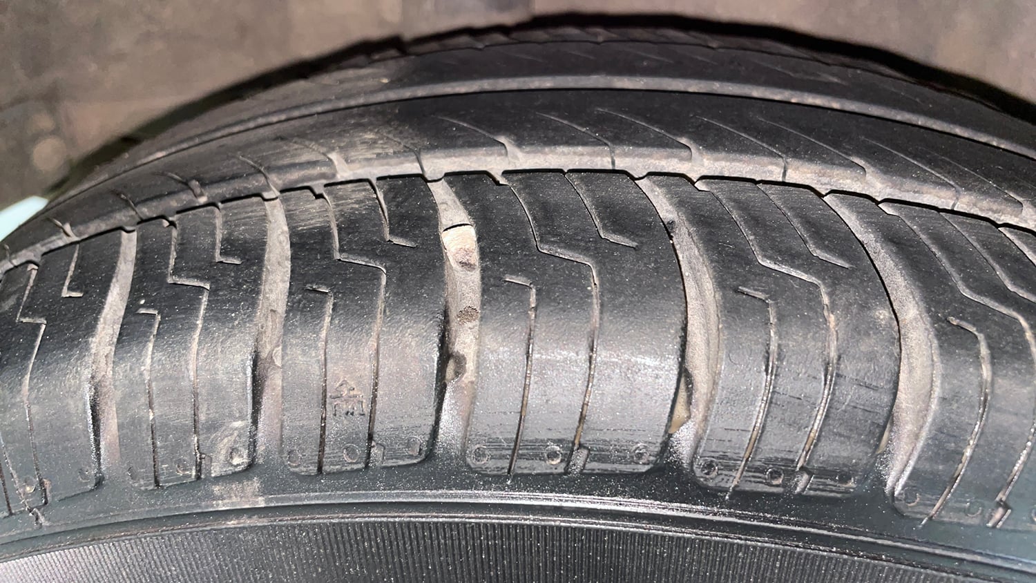 Used 2013 Honda Amaze 1.5 S i-DTEC Diesel Manual tyres RIGHT REAR TYRE TREAD VIEW