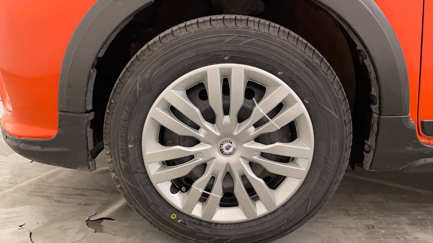 Used 2018 Maruti Suzuki Celerio X Zxi (O) AMT Petrol Automatic tyres LEFT FRONT TYRE RIM VIEW
