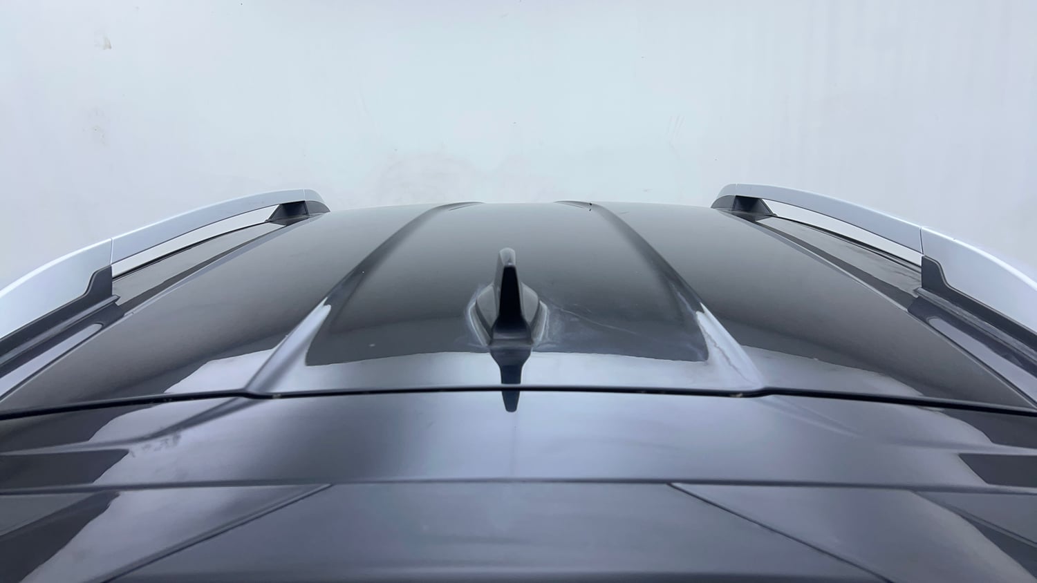 Used 2021 Renault Kiger RXZ AMT Dual Tone Petrol Automatic exterior EXTERIOR ROOF VIEW