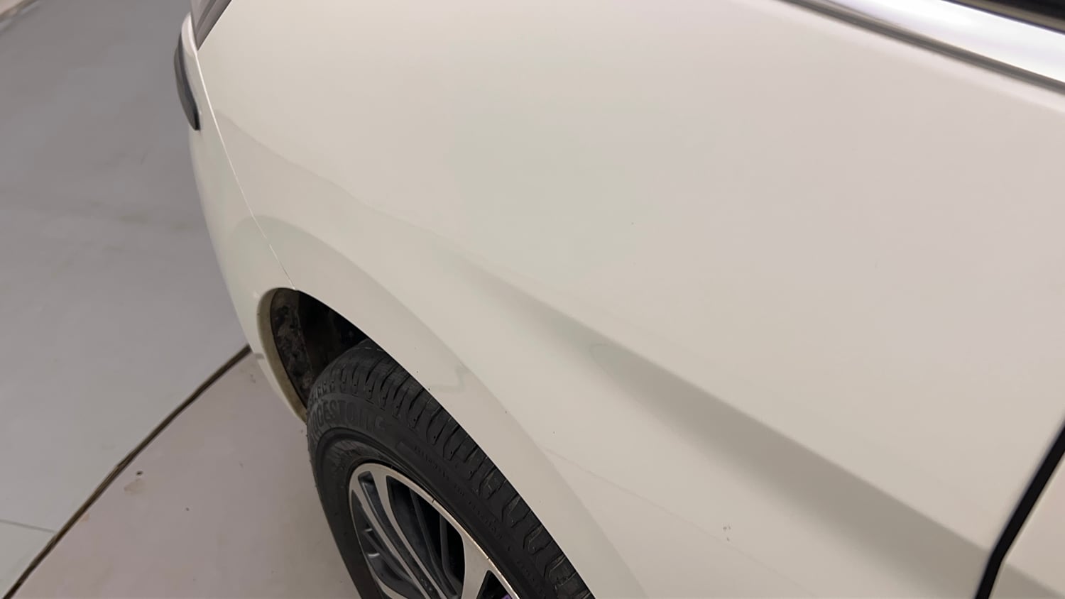 Used 2023 Maruti Suzuki Ertiga ZXi AT Petrol Automatic dents MINOR DENT