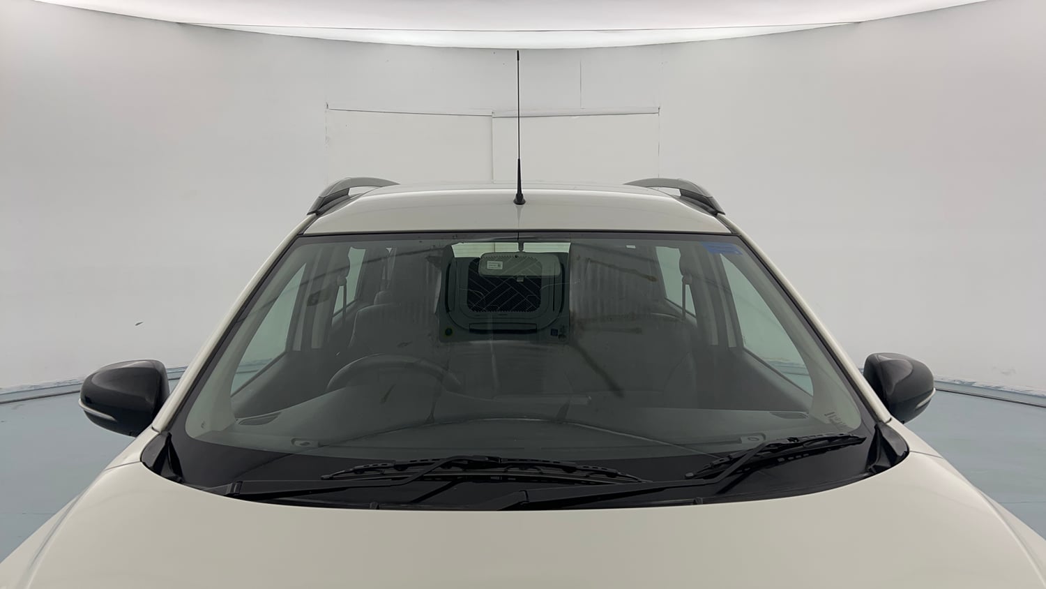 Used 2021 Maruti Suzuki XL6 Zeta AT Petrol Petrol Automatic exterior FRONT WINDSHIELD VIEW