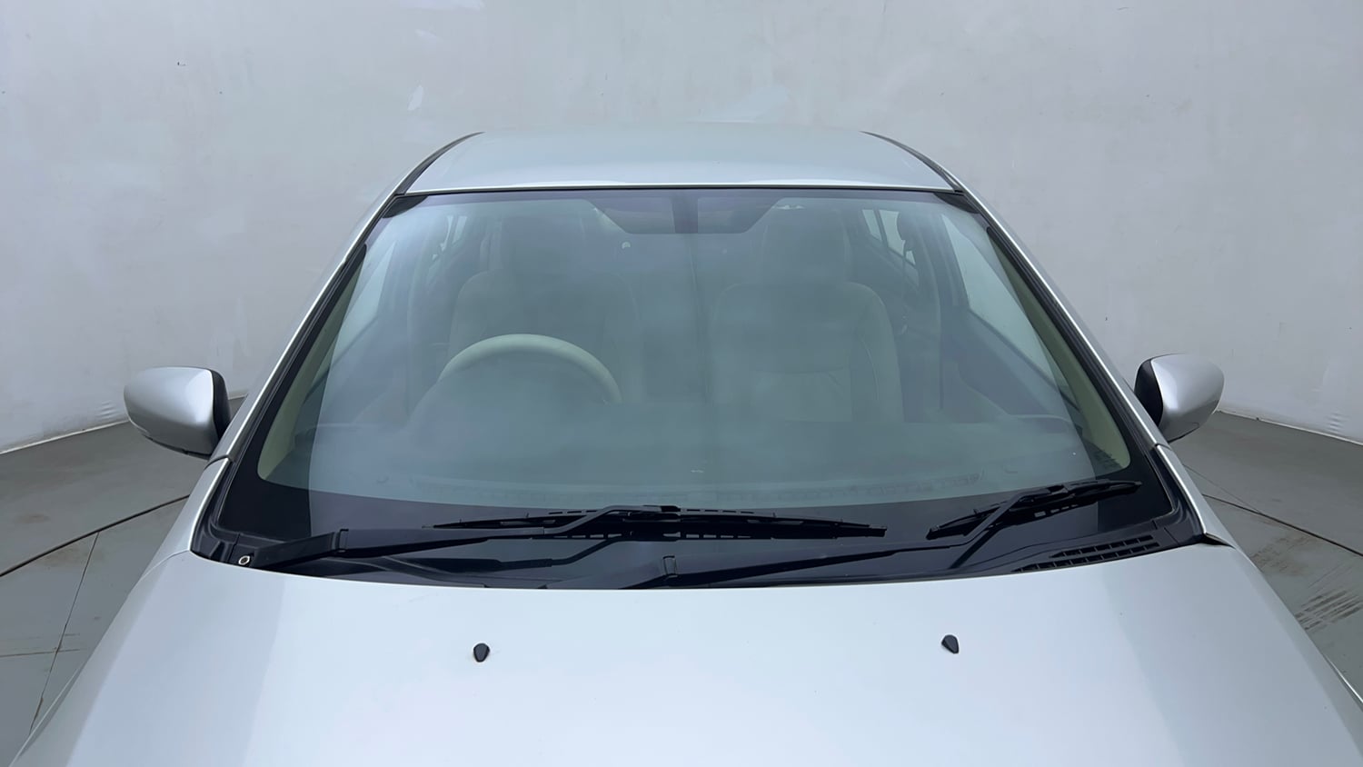 Used 2015 Maruti Suzuki Ciaz ZXi Petrol Manual exterior FRONT WINDSHIELD VIEW