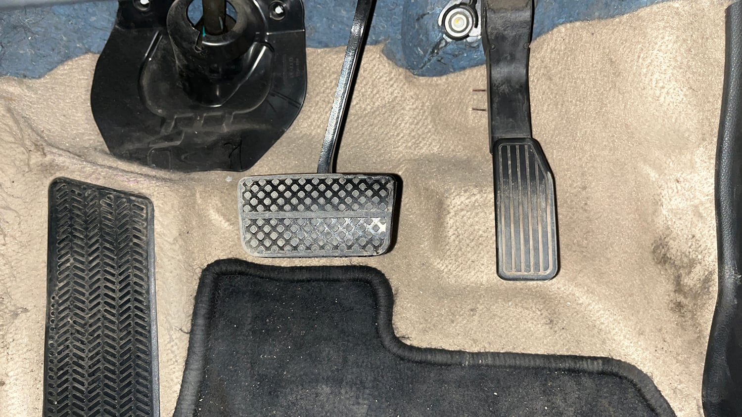 Used 2015 Honda City SV CVT Petrol Automatic interior PEDALS VIEW