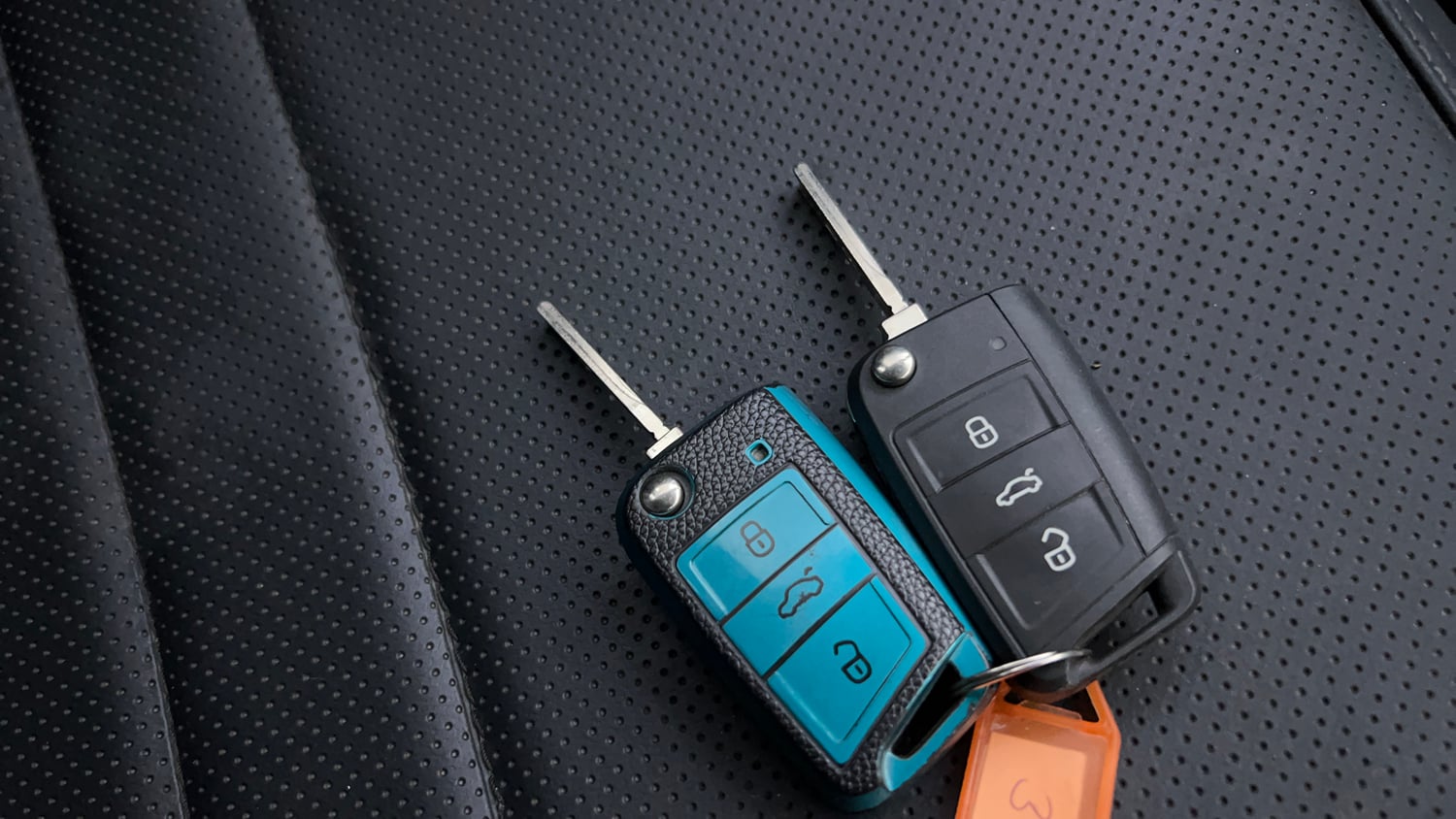 Used 2026 Skoda Kylaq Signature AT Petrol Automatic extra CAR KEY VIEW