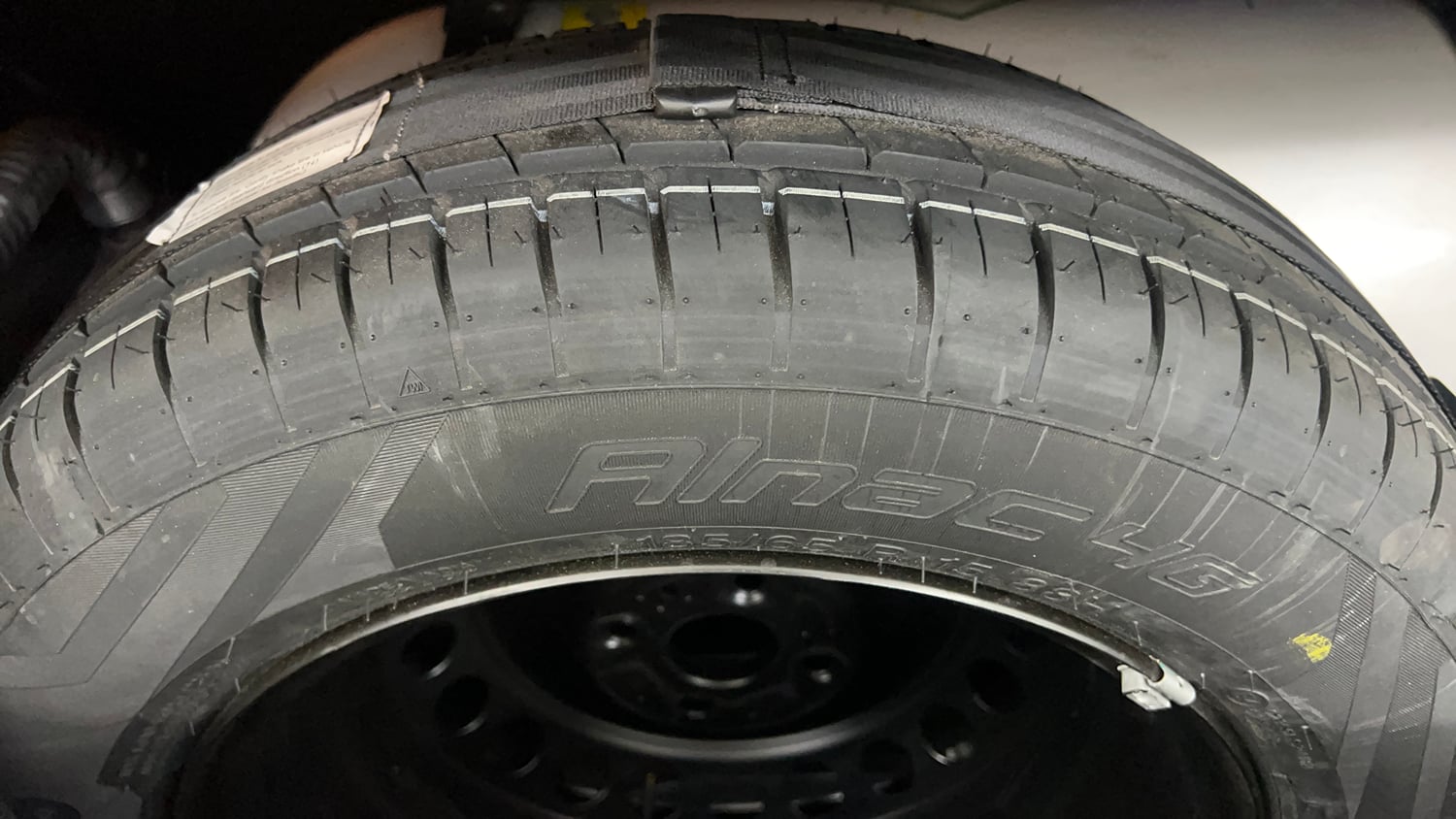 Used 2024 Maruti Suzuki Baleno Zeta MT CNG Cng Manual tyres SPARE TYRE VIEW